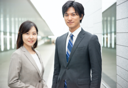 お店の雰囲気やスタッフを確認しましょう